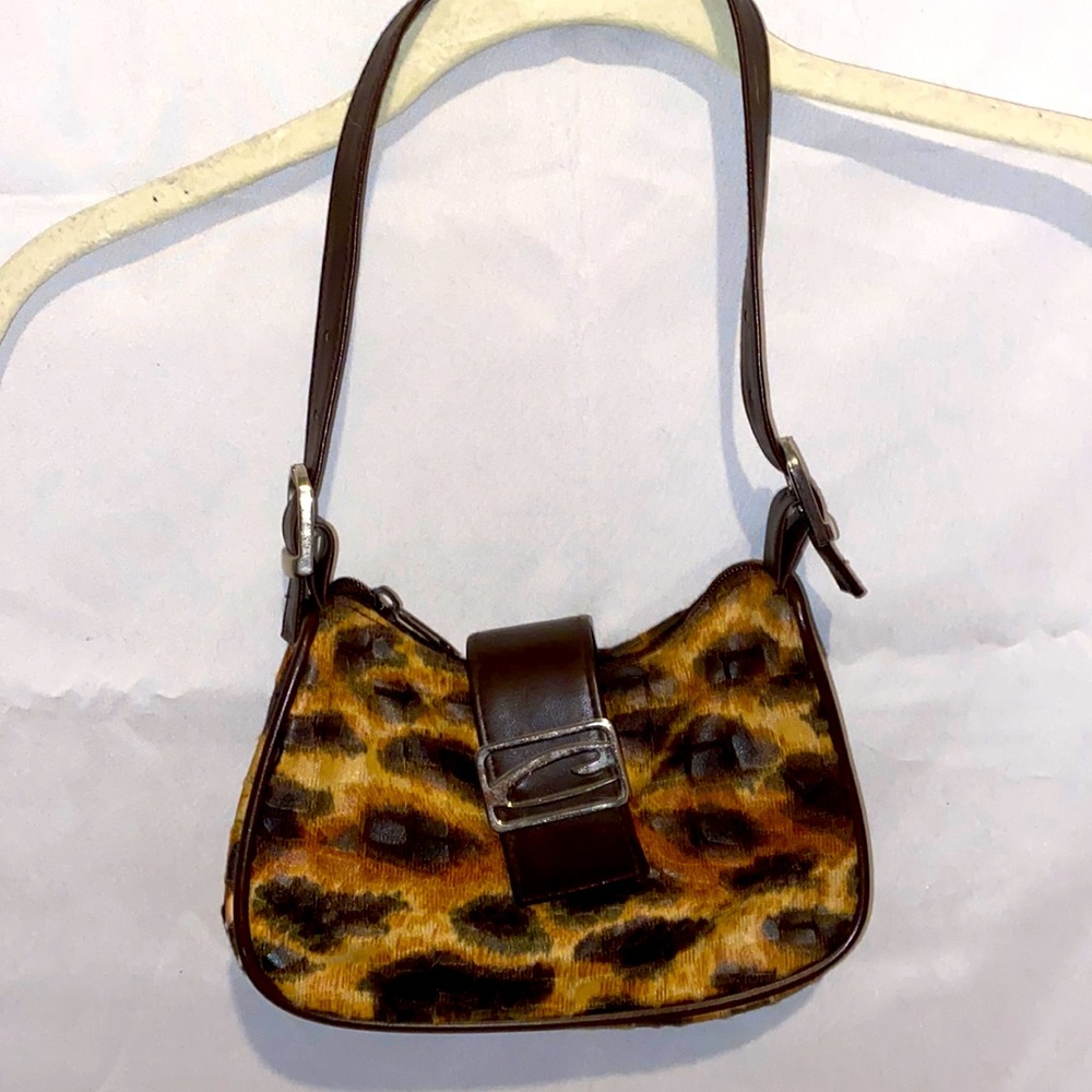 Adorable leopard mini bag!